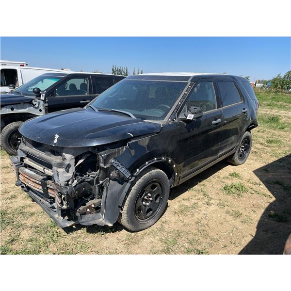 Ford Explorer police interceptor suv. Clean interior, spare tires, flex fuel, awd. VIN 1FM5K8AR0EGC4