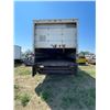 Image 5 : 2001 International 4300 cube van. Approx 26ft box with lift, 3 wooden tables. VIN 1HTMMAAP62H500923