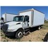 Image 1 : 2006 International 4200 cube van. VT365 engine. Approx 17ft box, bike, various parts. VIN 1HTMLAFM87