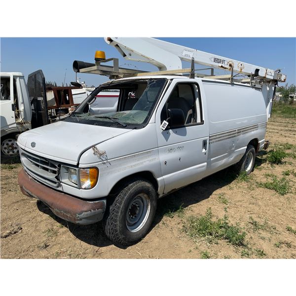 2002 Ford E350 super duty picker van w/ versa lift man lift. VIN 1FTSE34L82HB46912