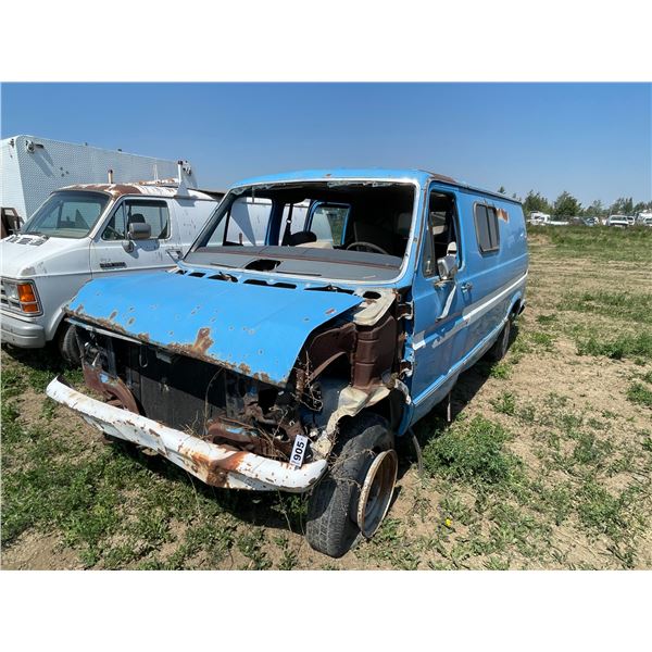 1991 Ford van. Table, and misc. VIN 1FTHE25H4MHB12015, sold for parts