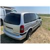 Image 3 : 2002 Chevy Venture van. VIN 1GNDU03E63D110083, sold for parts