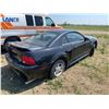 Image 3 : 1999 Ford Mustang. VIN 1FAFP4044XF149735, sold for parts