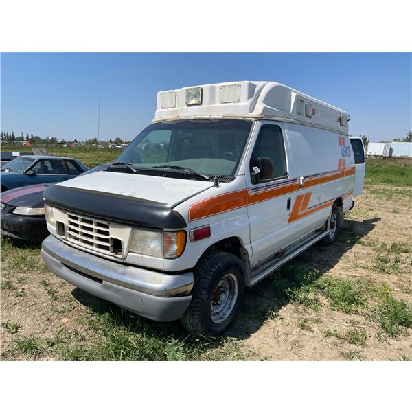 1997 Ford 350 Econoline ambulance. Diesel. VIN 1FDJS34F1VHB69902, sold for parts