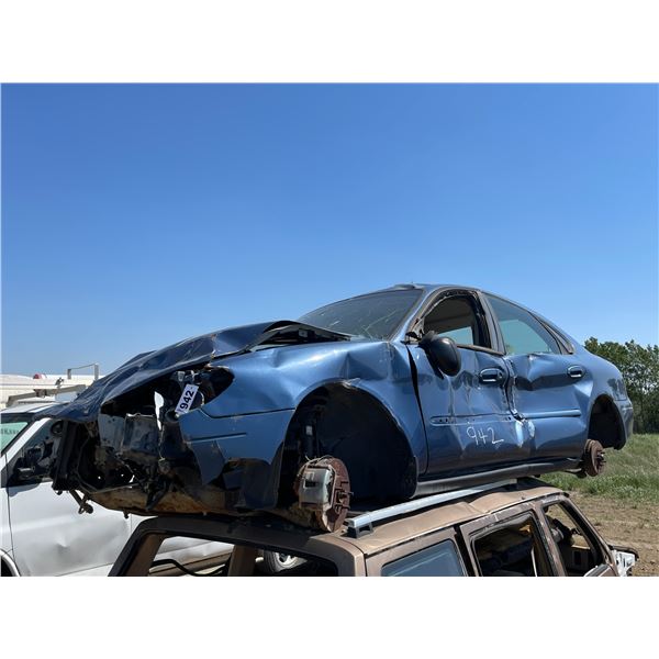 Ford Taurus Lx car, sold for parts