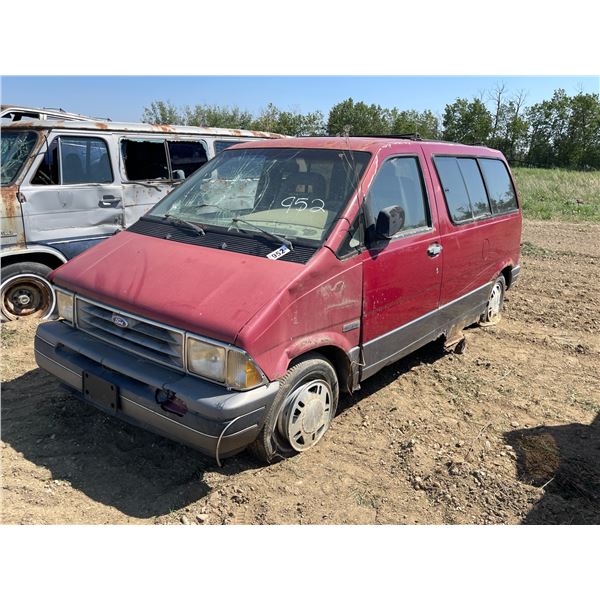 Ford Aerostar Xlt van. Trailer hitch, sold for parts