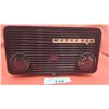 Image 2 : 1956 Motorola model 57A vacuum tube radio, black Bakelite case, works well