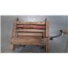 Image 2 : Vintage clothes wringer 17"x18"
