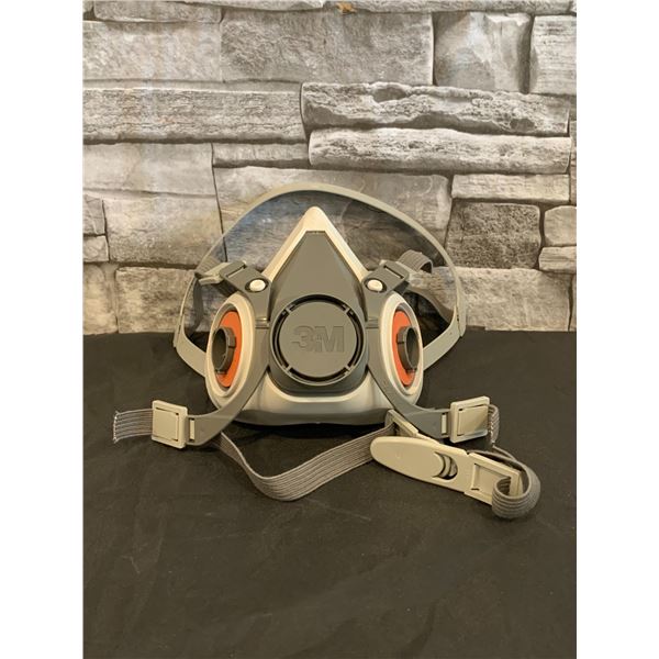 3M Half Facepiece Small Reusable Respirator 6100/07024