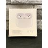 Image 2 : Air Pods with Wireless Charging Case - Apple Mfi certified - White