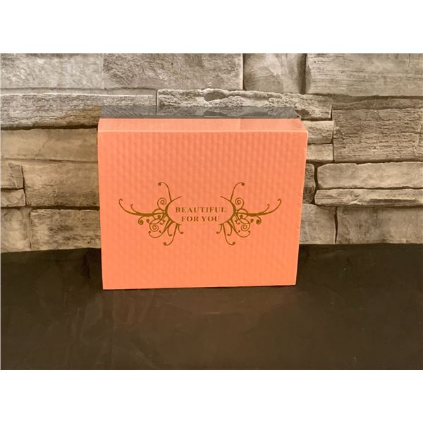 Magnetic Lashes - 4 Pairs - Natural & Bushy