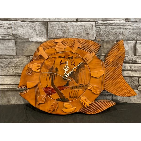 Vintage Retro-Style Wooden Wall Clock - Bula Fiji