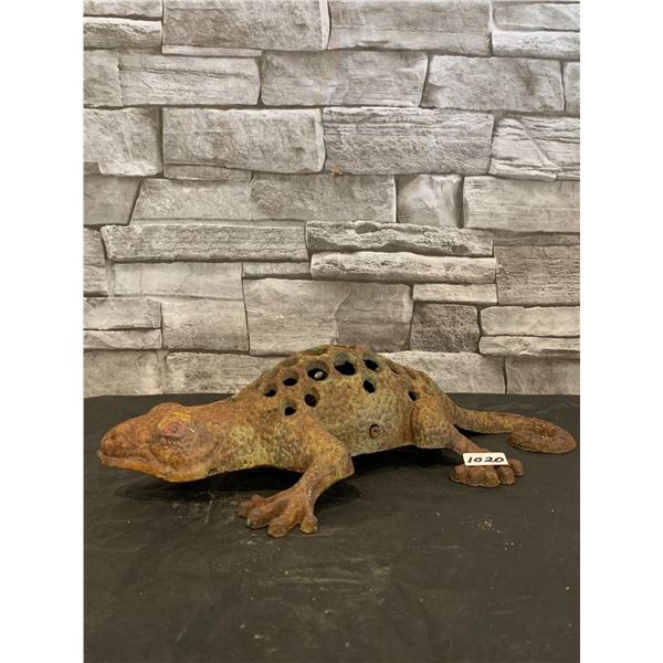 Wall Hanging Cast Iron Lizard Candle Holder Home Décor