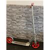 Image 1 : Razor Scooter Aluminum Red Wheels