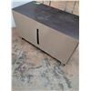 Image 4 : * Modern TV Stand - 42" x 23" x 20" - CANNOT SHIP