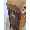 Image 8 : * Victrola Gramophone Oak Stand Cabinet- 17" x 42" x 21" - CANNOT SHIP