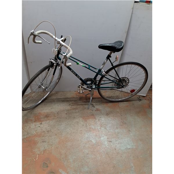**Sekine Bicycle Vintage 10-Speed w/ Kickstand- CANNOT SHIP