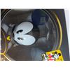 Image 2 : Disney Series Vinyl Mickey Mouse Figurine in Box