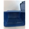Image 2 : *Rubbermaid Roughneck Storage Bin with Lid - 23x16x14" - PICK UP ONLY