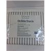 Image 2 : DebbieTravis 4-piece Double Size Sheet Set - Unopen - Appears New