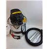 Image 4 : Ash Vacuum 6.3 Amp Shop-Vac - Tested - Appears Unused - Pickup Only