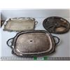 Image 1 : (3) Vintage Metal Trays Up to 24.75"