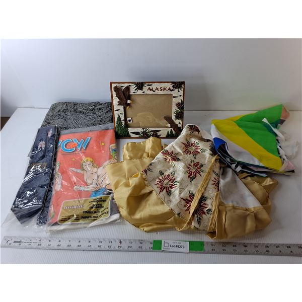 Wrestling Tablecloth- Sealed, Alaska Photo Frame, Tree Skirt, Misc.