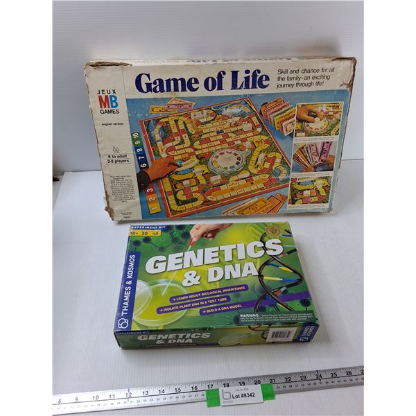 (2) Board Games - The Game Of Life - Genetics And DNA - As Is