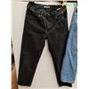 Image 2 : (2) Denim Jeans - Size 32
