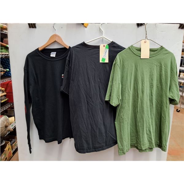 Longsleeve and T Shirts - Size M