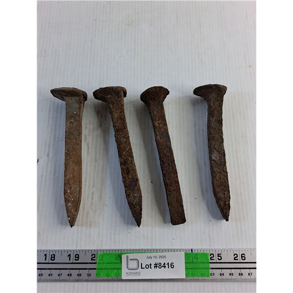 (4) Vintage Railway Spikes