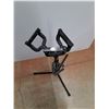 Image 2 : Tripod 36" - PICK UP ONLY