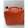 Image 4 : (2) Gas Cans - 6 Gallons - As Is - PICK UP