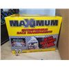 Image 4 : Unopened Box of Maximum Contractor Bags. A