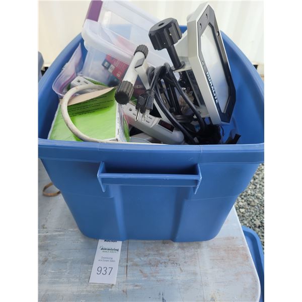 LightMates, Soldering Iron, electrical cords, parts and more. Pickup at 10 am