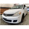 Image 2 : 2009 NISSAN VERSA, WHITE, 204699 KMS, FRONT WHEEL DRIVE,  NO DESIGNATIONS