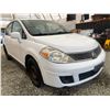 Image 8 : 2009 NISSAN VERSA, WHITE, 204699 KMS, FRONT WHEEL DRIVE,  NO DESIGNATIONS