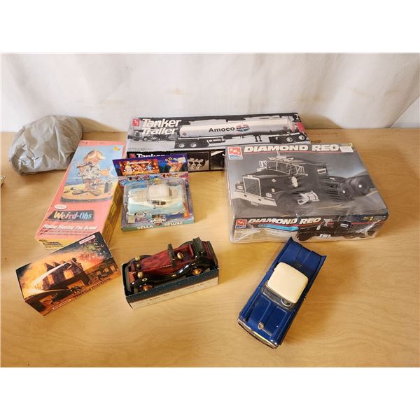 414 -- COLLECTABLE AMT TANKER TRAILER MODEL KIT, SEMI TRUCK MODEL KIT, FIRE ENGINE AND MORE