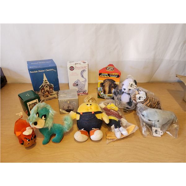 419 -- PORCELAIN MUSICAL CHURCH, LEAD CRYSTAL TEA LIGHT HOLDER, NUT CRACKER, COLLECTABLE STUFFED ANI