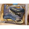 Image 2 : 422 -- EATON TRULINE HOCKEY SKATES AND LEAD/ASBESTOS RESPIRATOR WITH METAL CONTAINER