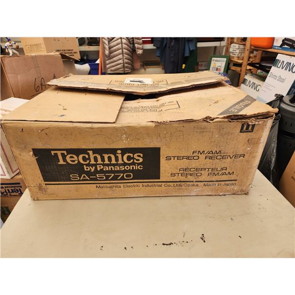 426 -- TECHNICS STEREO RECEIVER(IN ORIGINAL BOX)