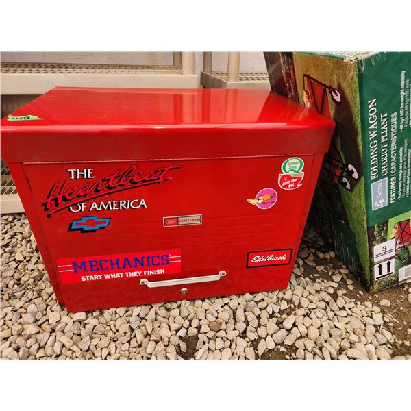 428 -- CRAFTSMAN COUNTERTOP TOOL CHEST WITH SLIDING DRAWERS AND TOOLS