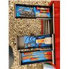 Image 5 : 428 -- CRAFTSMAN COUNTERTOP TOOL CHEST WITH SLIDING DRAWERS AND TOOLS