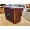 Image 3 : 433 -- PAIR OF 901 SERIES 2 BOSE SPEAKERS WITH PEDESTAL STANDS