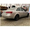 Image 16 : 2008 HYUNDAI SONATA, SILVER, 245508 KMS, FRONT WHEEL DRIVE