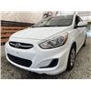 Image 2 : 2015 HYUNDAI ACCENT, WHITE, 119393 KMS, FRONT WHEEL DRIVE,  REBUILT STATUS