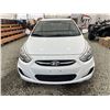 Image 6 : 2015 HYUNDAI ACCENT, WHITE, 119393 KMS, FRONT WHEEL DRIVE,  REBUILT STATUS