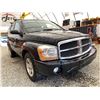Image 8 : 2004 DODGE DURANGO, BLACK, 221568 KMS, ALL WHEEL DRIVE,  NO DESIGNATIONS
