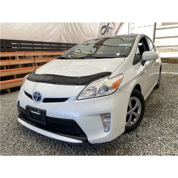 2014 TOYOTA PRIUS, WHITE, 227768 KMS, FRONT WHEEL DRIVE,  NO DESIGNATIONS
