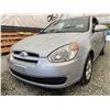 Image 2 : 2007 HYUNDAI ACCENT, SILVER, 215909 KMS, FRONT WHEEL DRIVE, "NO RESERVE!!!"